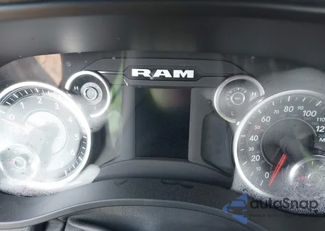 2019 Ram 1500 Big Horn/Lone Star 4X4 5'7 Box z USA, uszkodzony, nr VIN 1C6SRFFT7KN577401